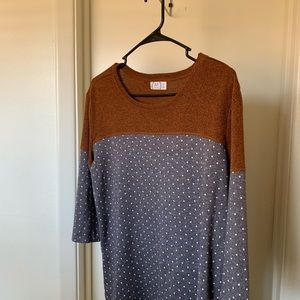 Maurices brand top. 3/4 sleeves. Size Medium